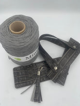 Cargar imagen en el visor de la galería, Borsa Mini FruFru Kit
