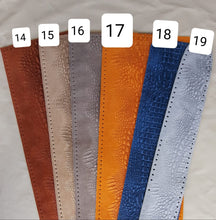 Cargar imagen en el visor de la galería, Chiusura portafogli in pelle stampa cocco cm 21,5 (per i colori vedi foto)
